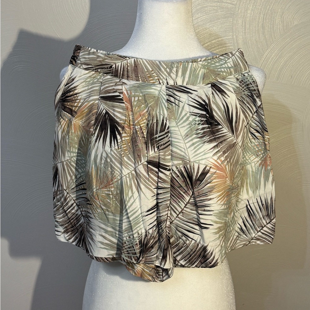 H&M Palm Print shorts - White, Black, Green, Tan
